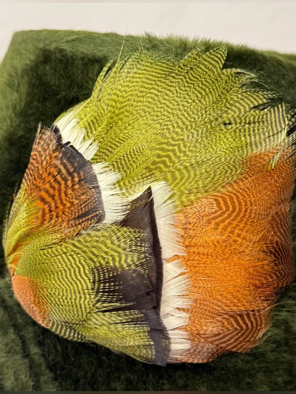 Vintage 1960s Italy Fur Felt Bucket Hat Pheasant Feather Green Cain Sloan Boxed